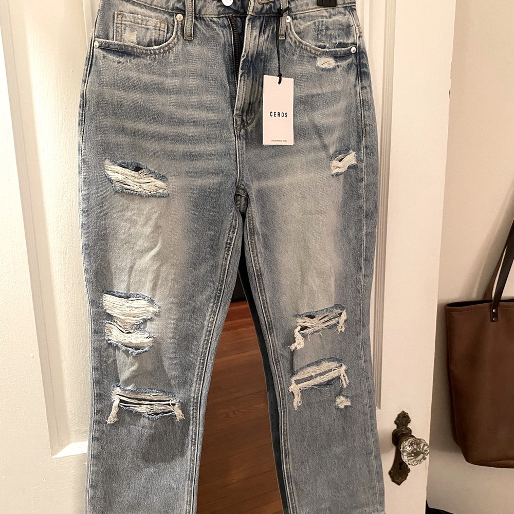 High waisted jeans